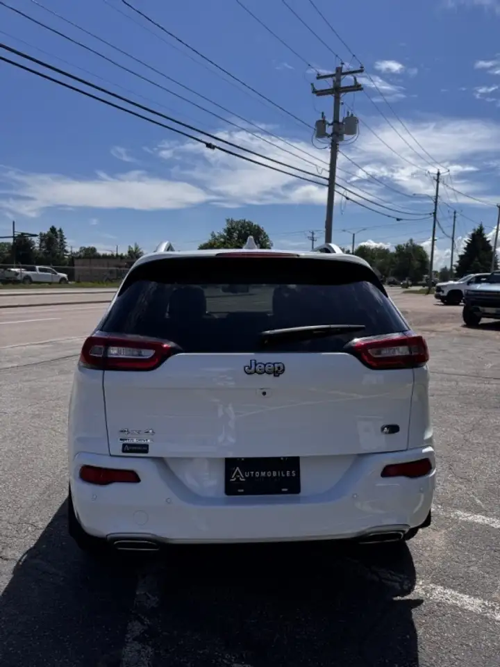 Jeep Cherokee снимка Jeep Cherokee