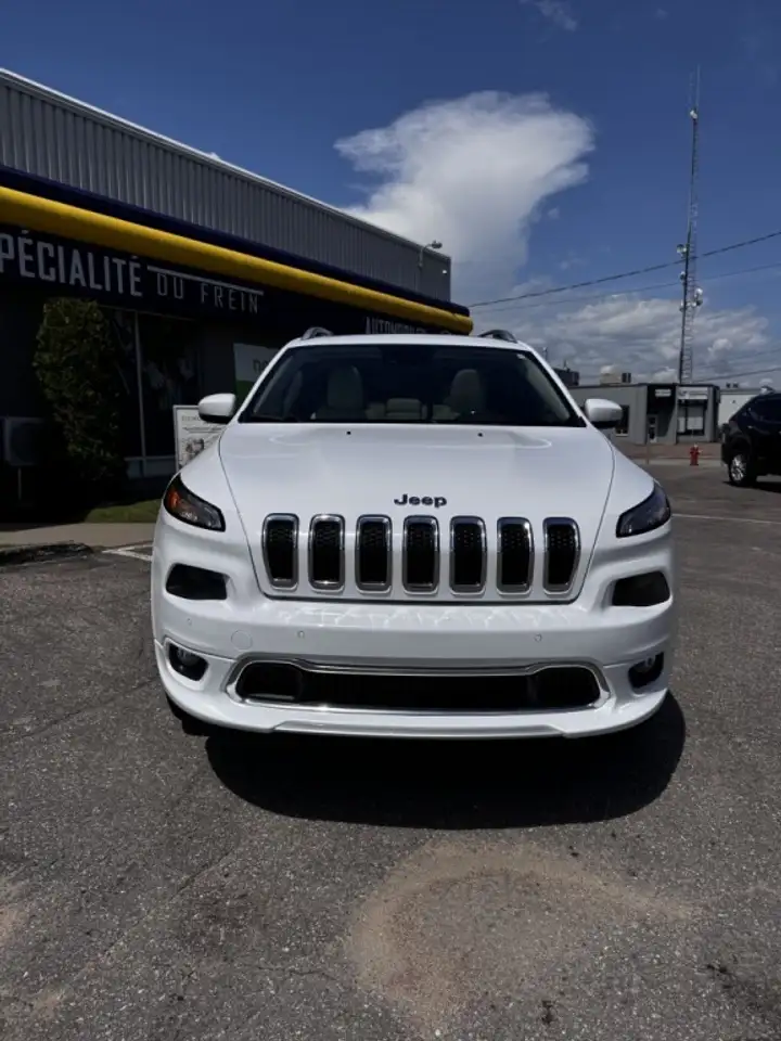 Jeep Cherokee снимка Jeep Cherokee
