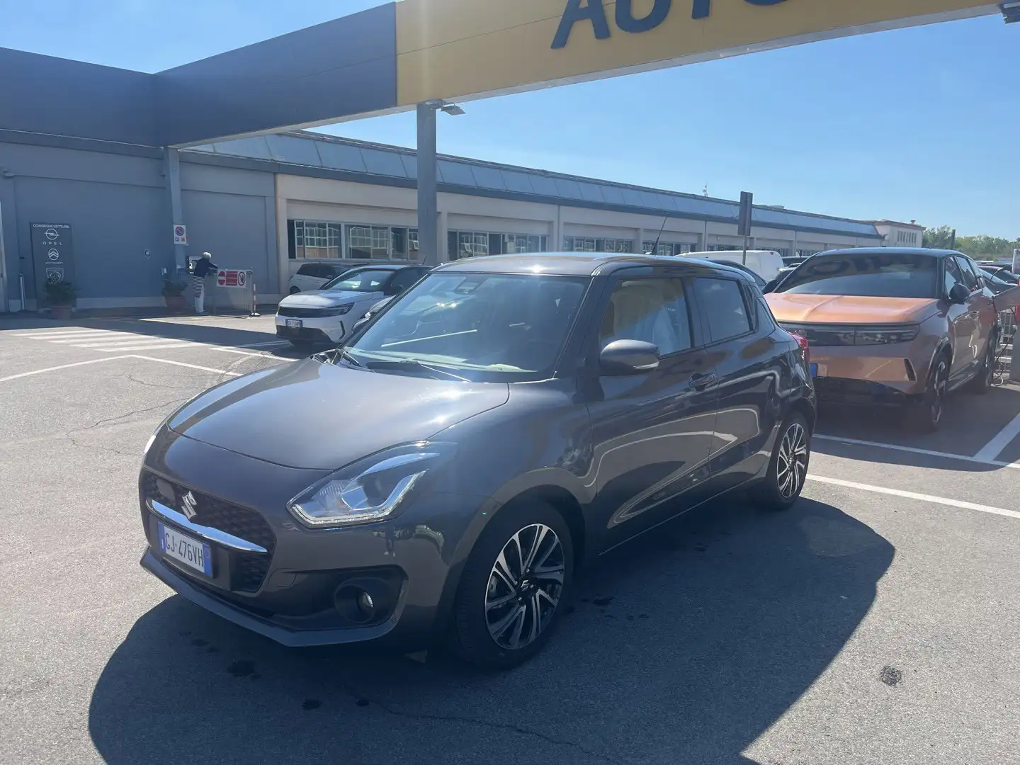Suzuki Swift Swift 1.2 Hybrid CVT Top Gris - 2
