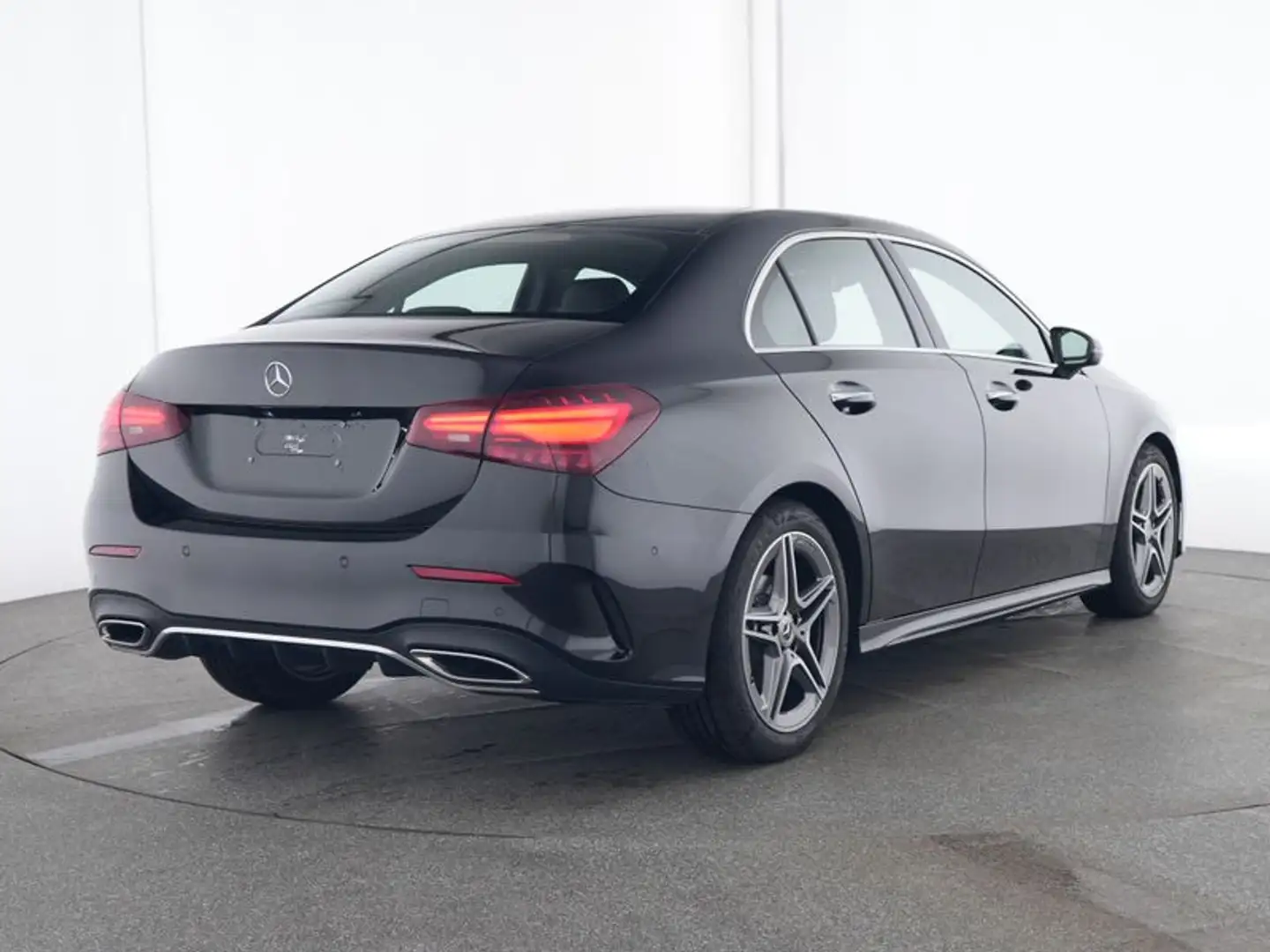 Mercedes-Benz A 180 Limousine AMG/LED/Kamera/Navigation/MBUX/ Fekete - 2