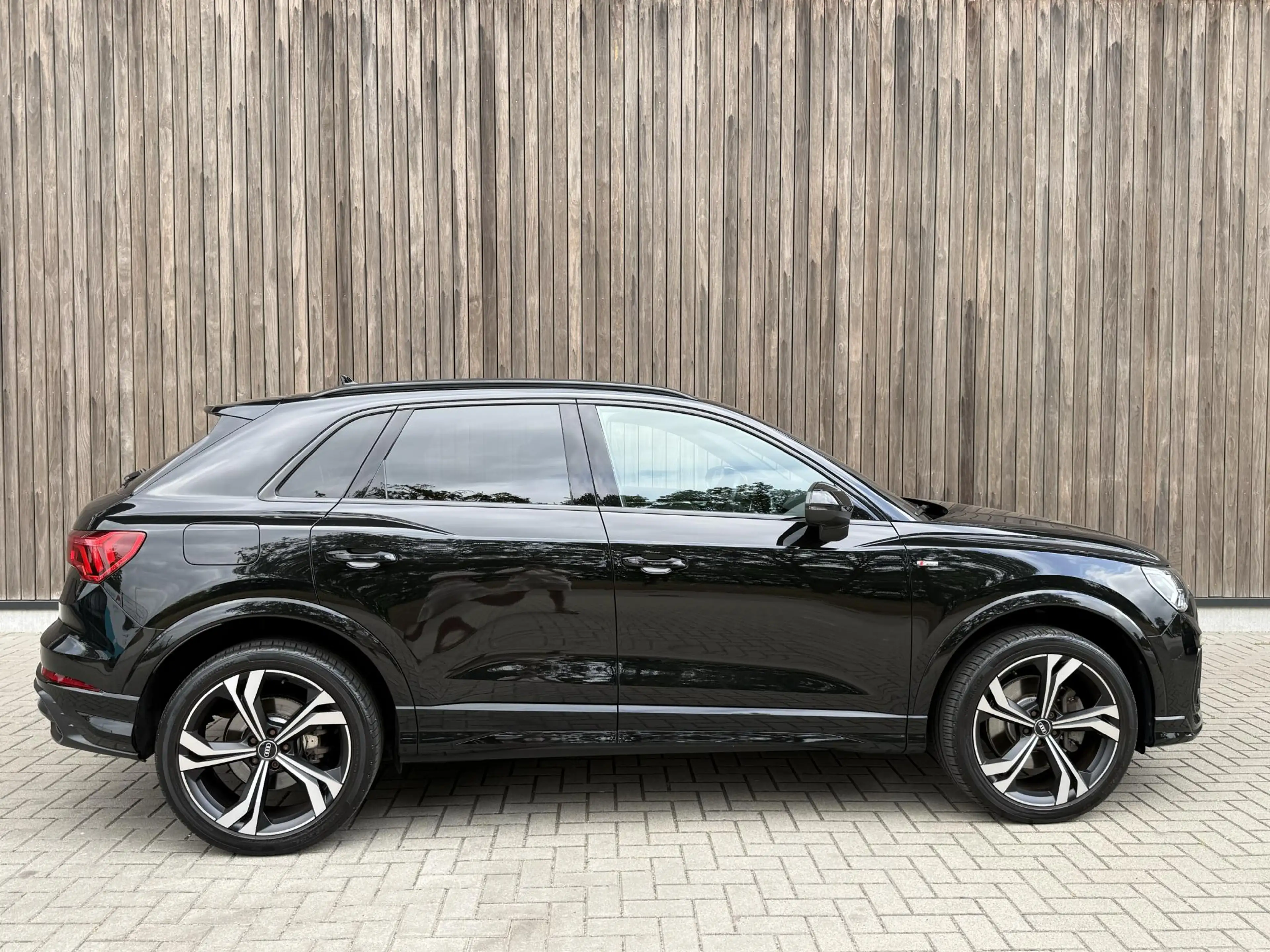 Audi Q3 45 TFSI e S edition S-line | MATRIX | SONOS | ACC — photo 5