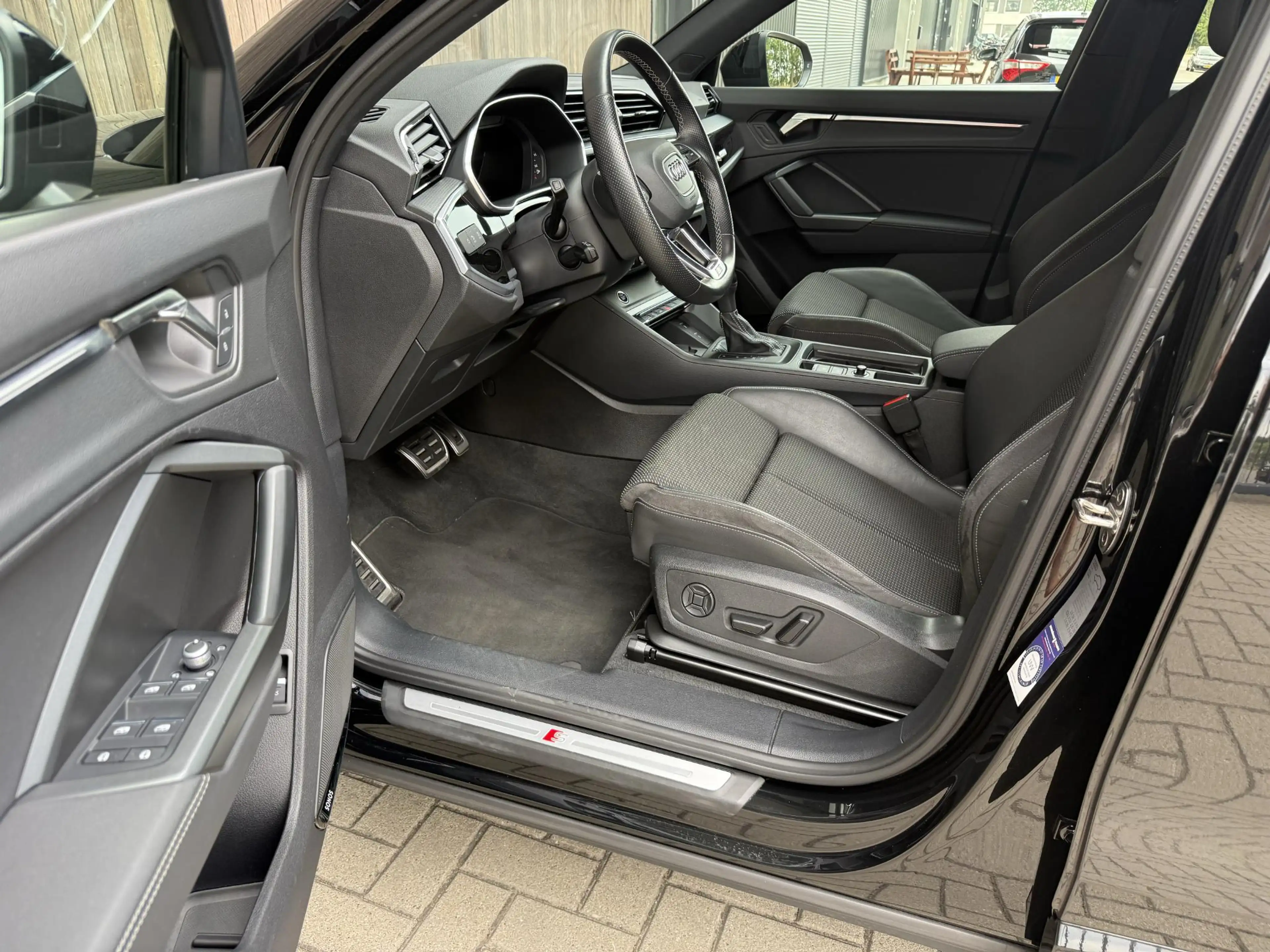 Audi Q3 45 TFSI e S edition S-line | MATRIX | SONOS | ACC — photo 13