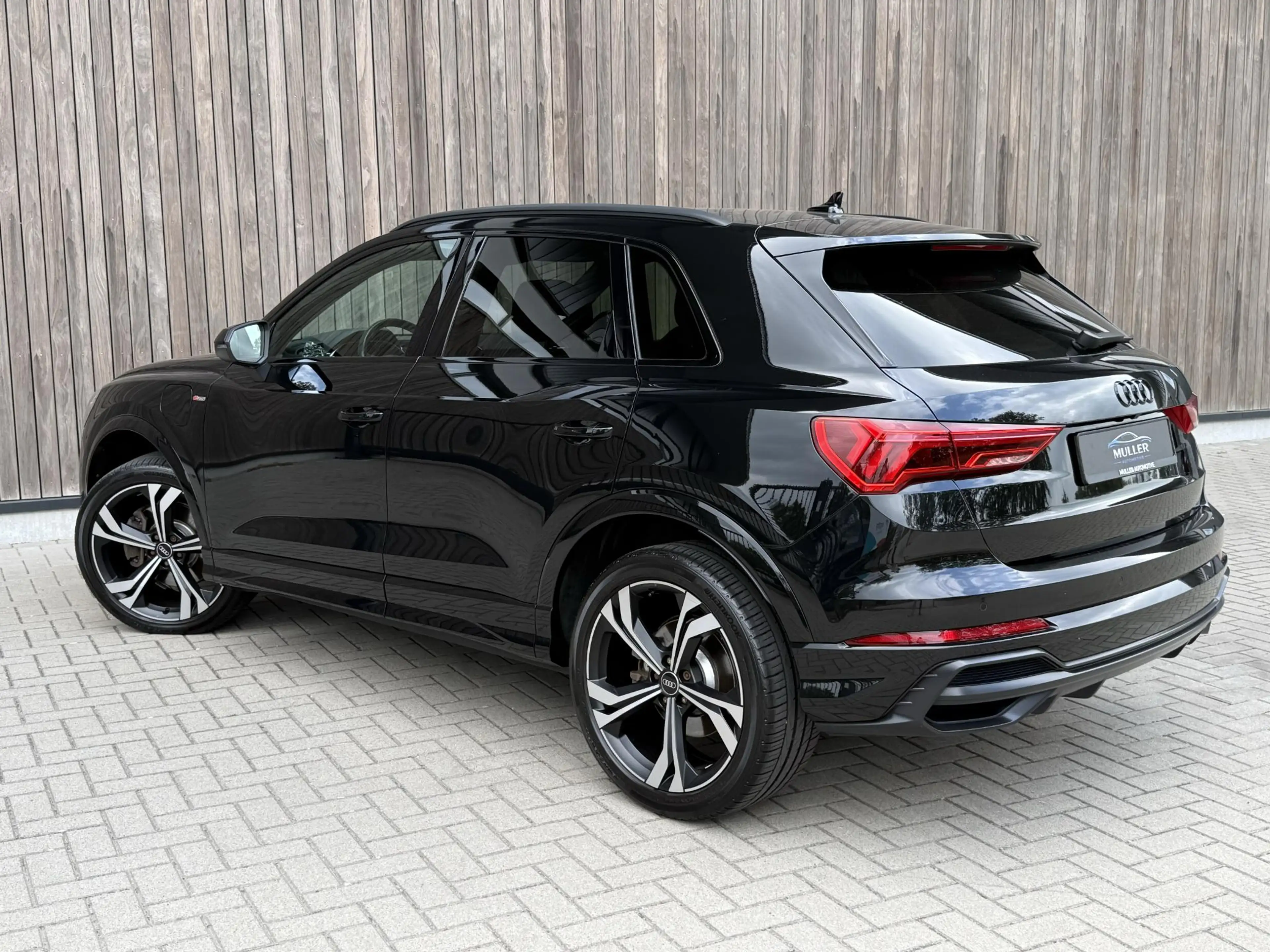 Audi Q3 45 TFSI e S edition S-line | MATRIX | SONOS | ACC — photo 4