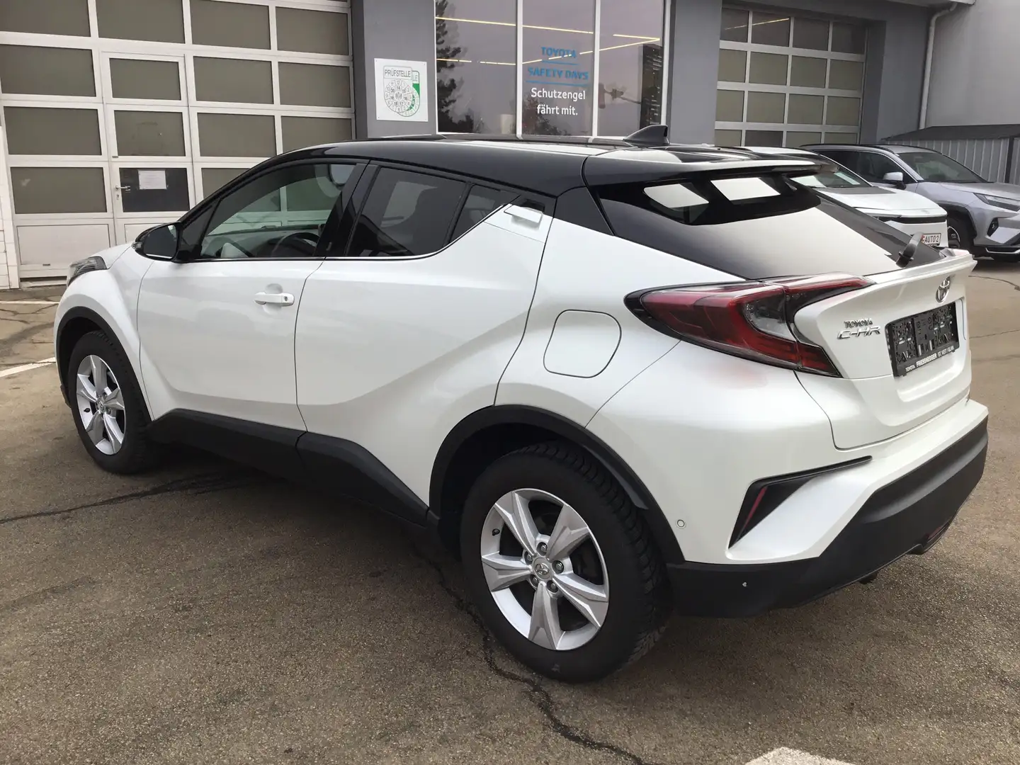 Toyota C-HR 1,2 T C-LUB - 2