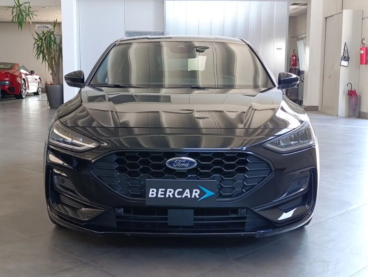 Ford Focus 1.5 EcoBlue 115 CV automatico 5p. ST-Line*TELECAM Schwarz - 2