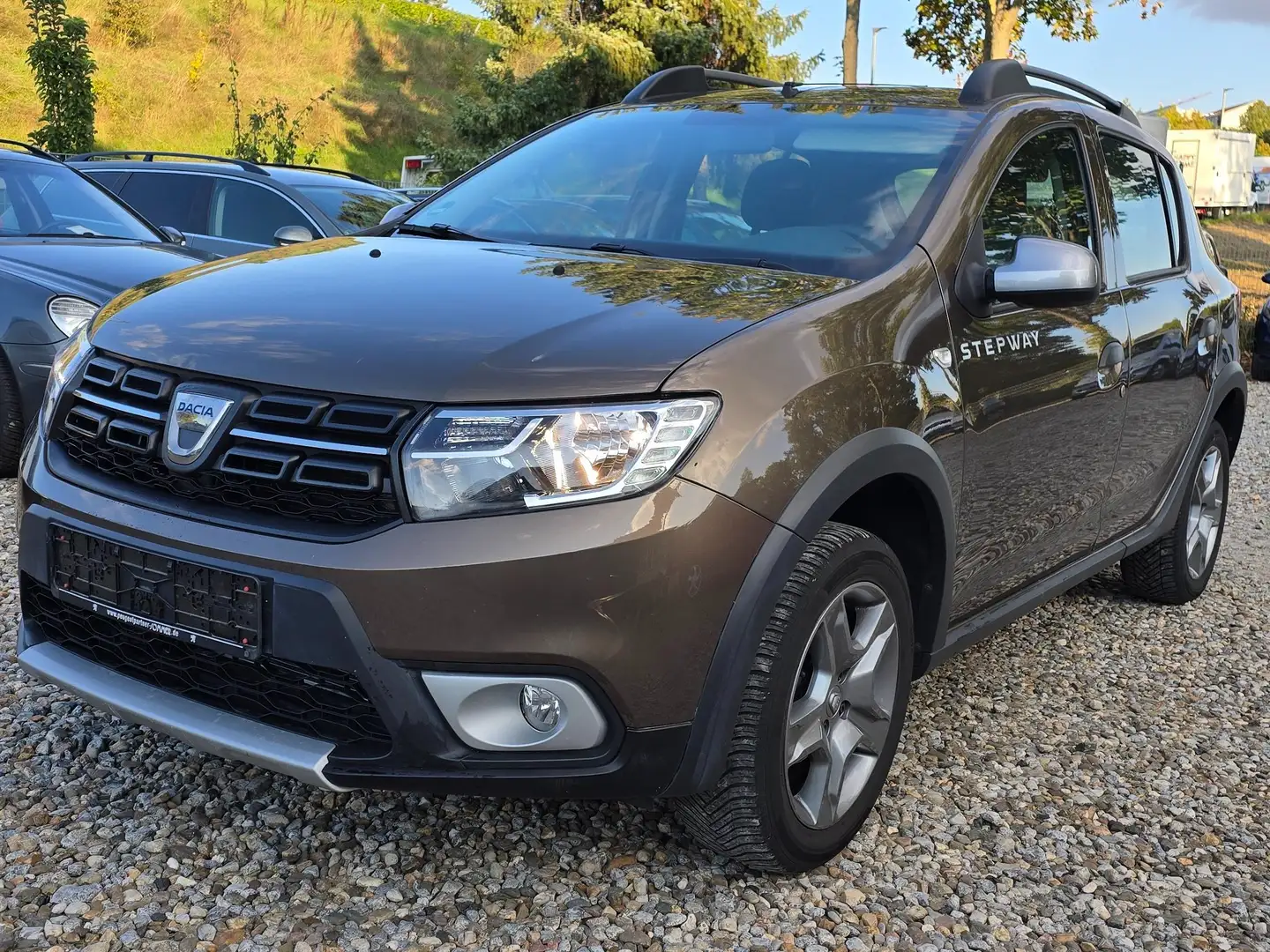Dacia Sandero II Stepway Prestige 1Hand Braun - 1
