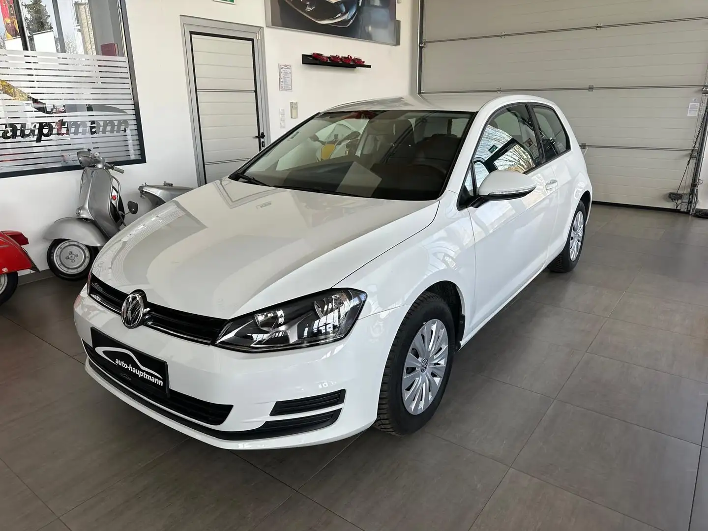 Volkswagen Golf Comfortline 2,0 BMT TDI DPF DSG Weiß - 1