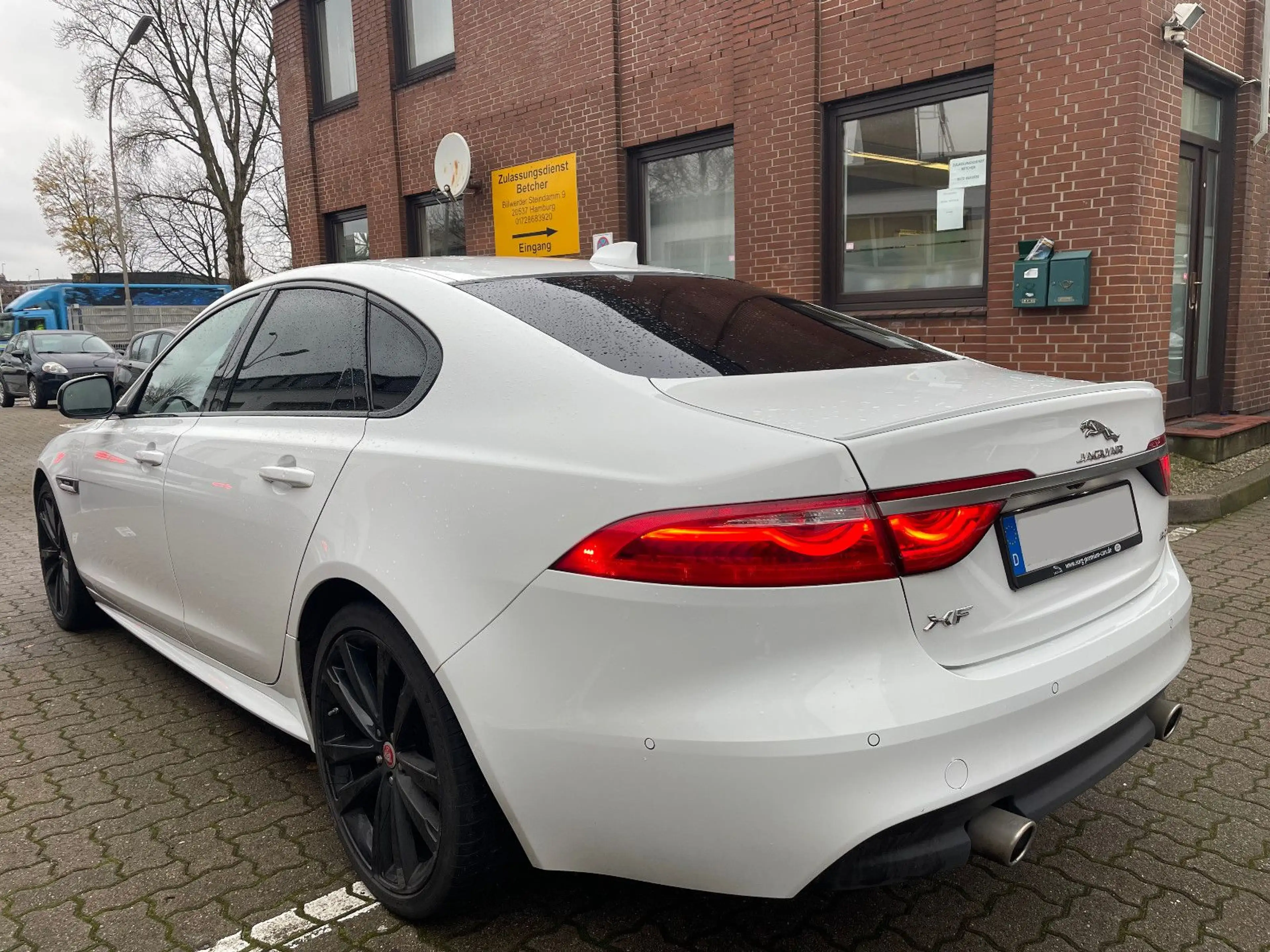 Jaguar XF 30d 300PS R-Sport Aut.*HEAD-UP*DIGITALTACHO — photo 5