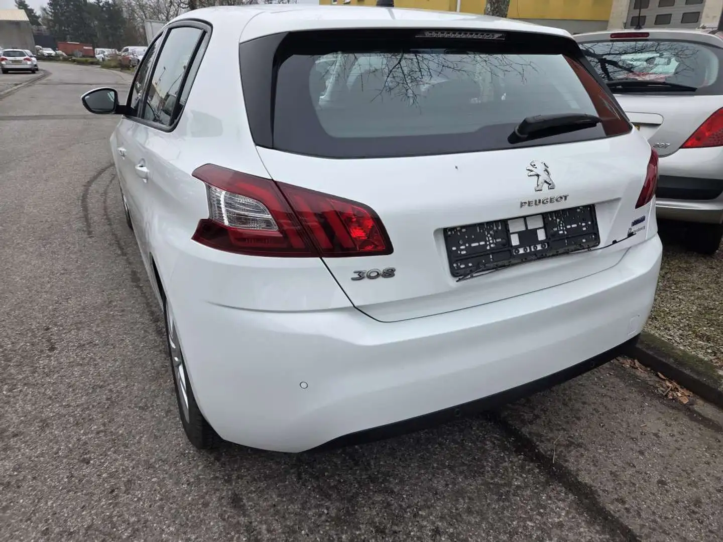 Peugeot 308 1.6 Hdi 100 CV Garantie 12 Mois Blanc - 2
