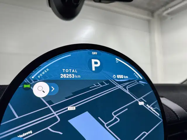 Mini Hatch view 12