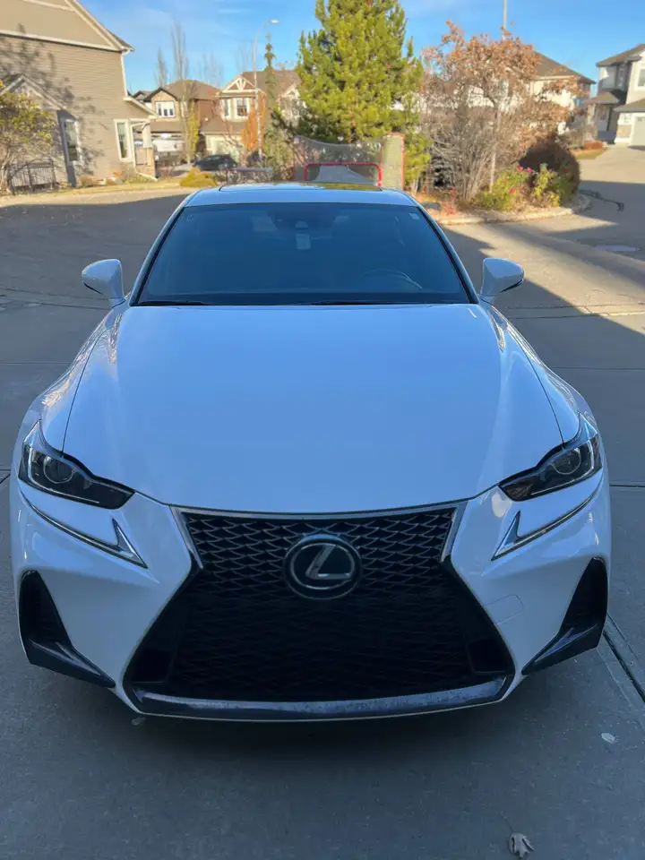 2018 Lexus IS