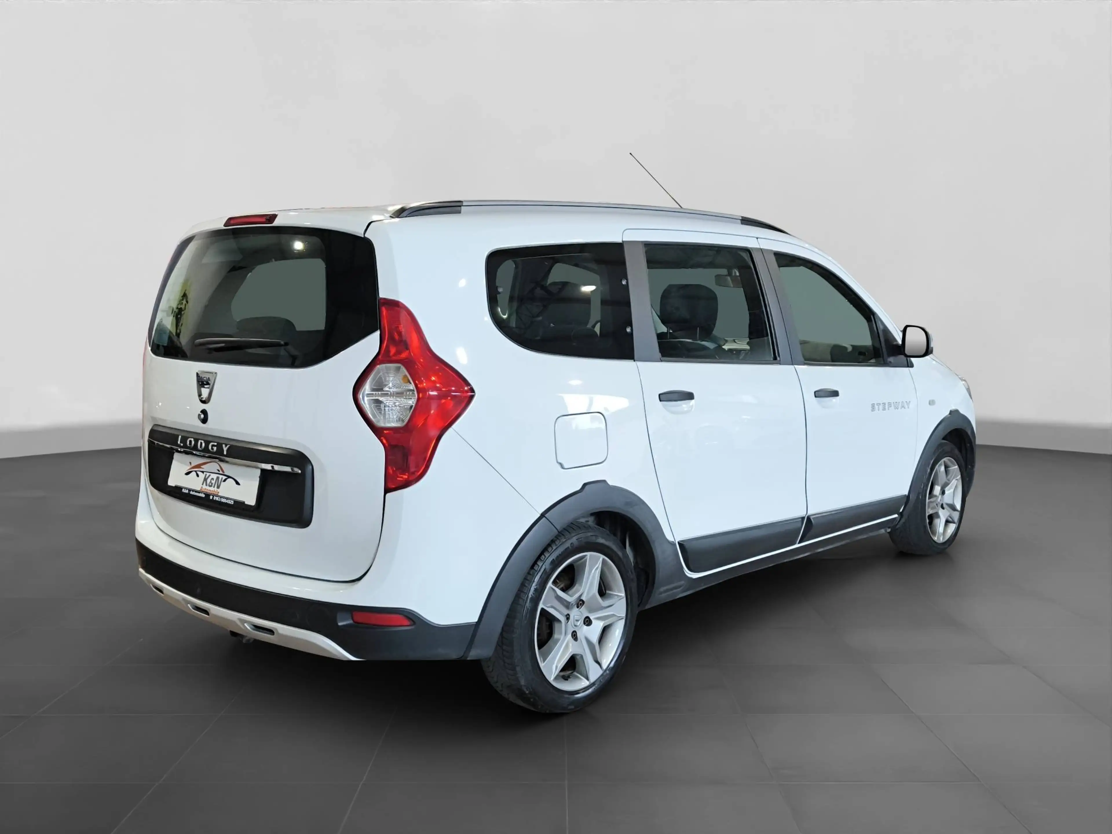 Dacia Lodgy Stepway*7 Sitze*AHK*Kamera*SHZ*Temp*1.Hand — photo 6