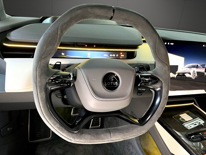 Lotus Emeya S — photo 10