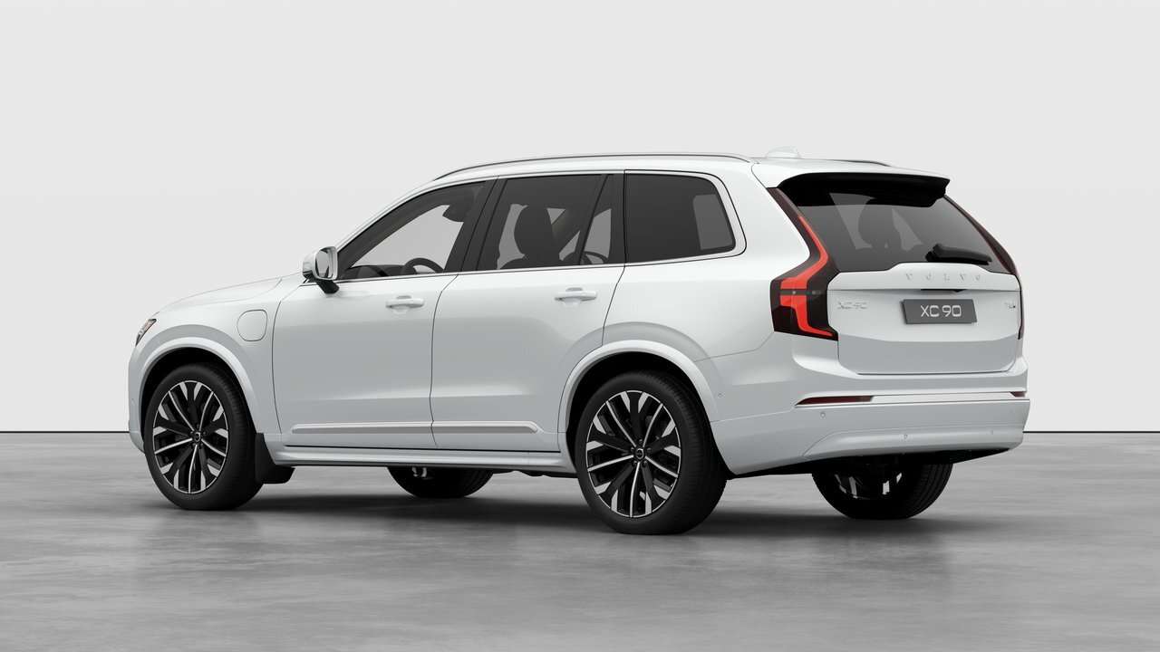 2026 Volvo XC90 T8 AWD Plus Bright Theme 7-Seater alt 3