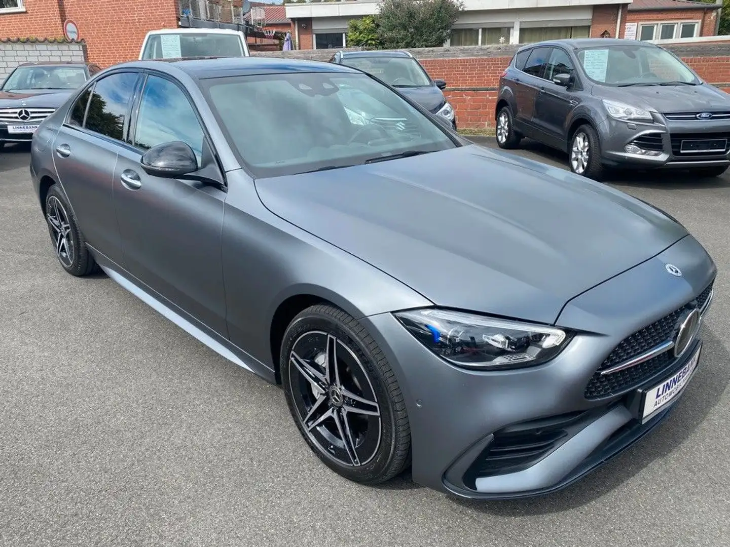 Mercedes-Benz C 300 e 4Matic AMG Line /Panorama/designo mango Grau - 1