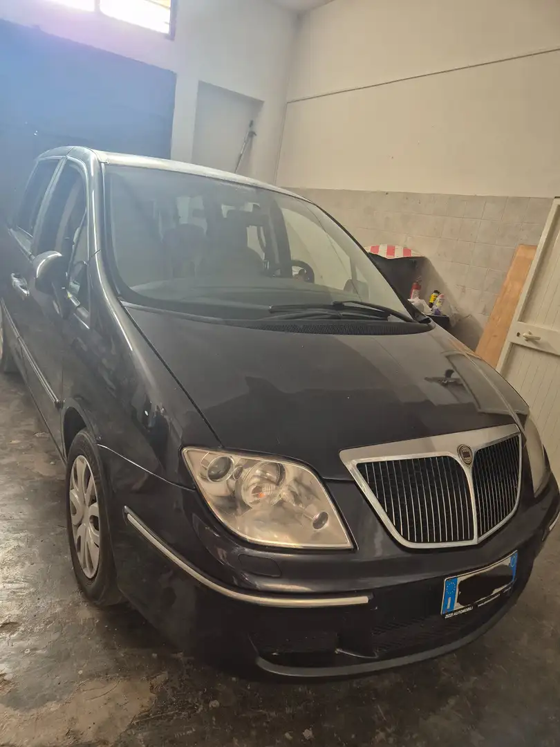 Lancia Phedra Phedra 2.0 mjt Emblema 120cv 6m E4 Noir - 2