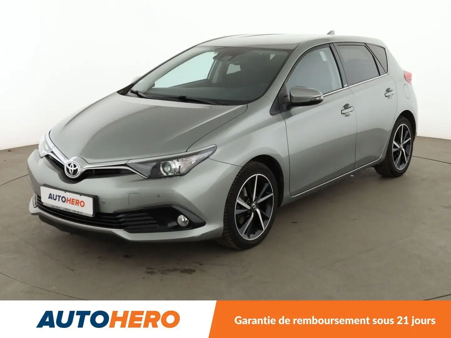 Toyota Auris 1.2T Gris - 1