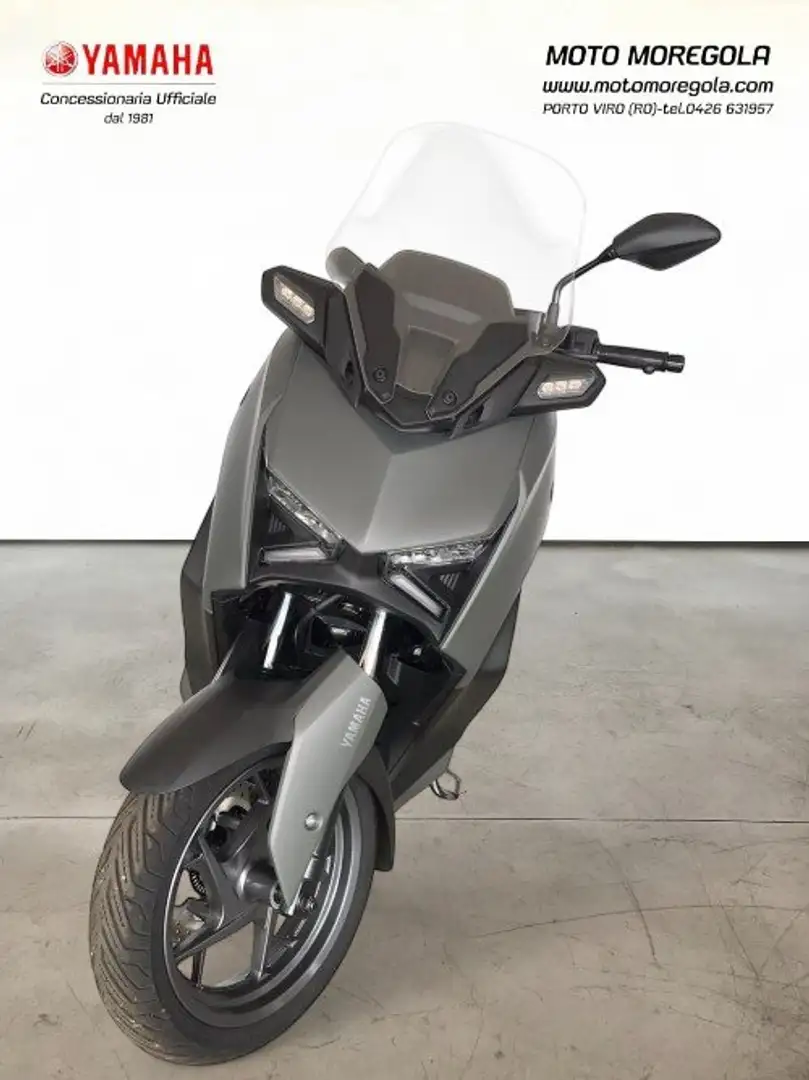 Yamaha X-Max 300 Vert - 2