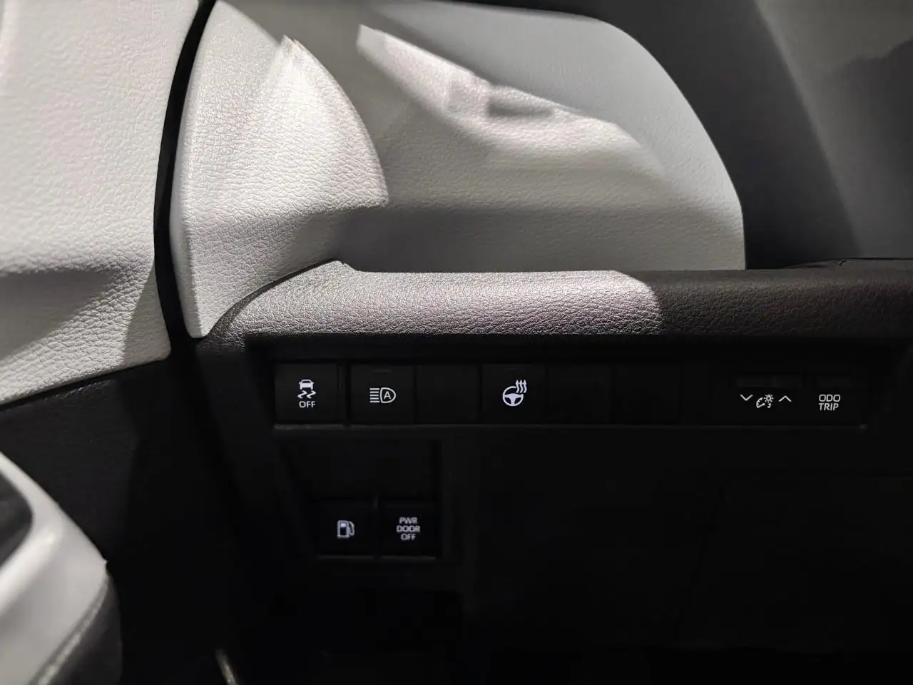 Toyota Sienna снимка Toyota Sienna