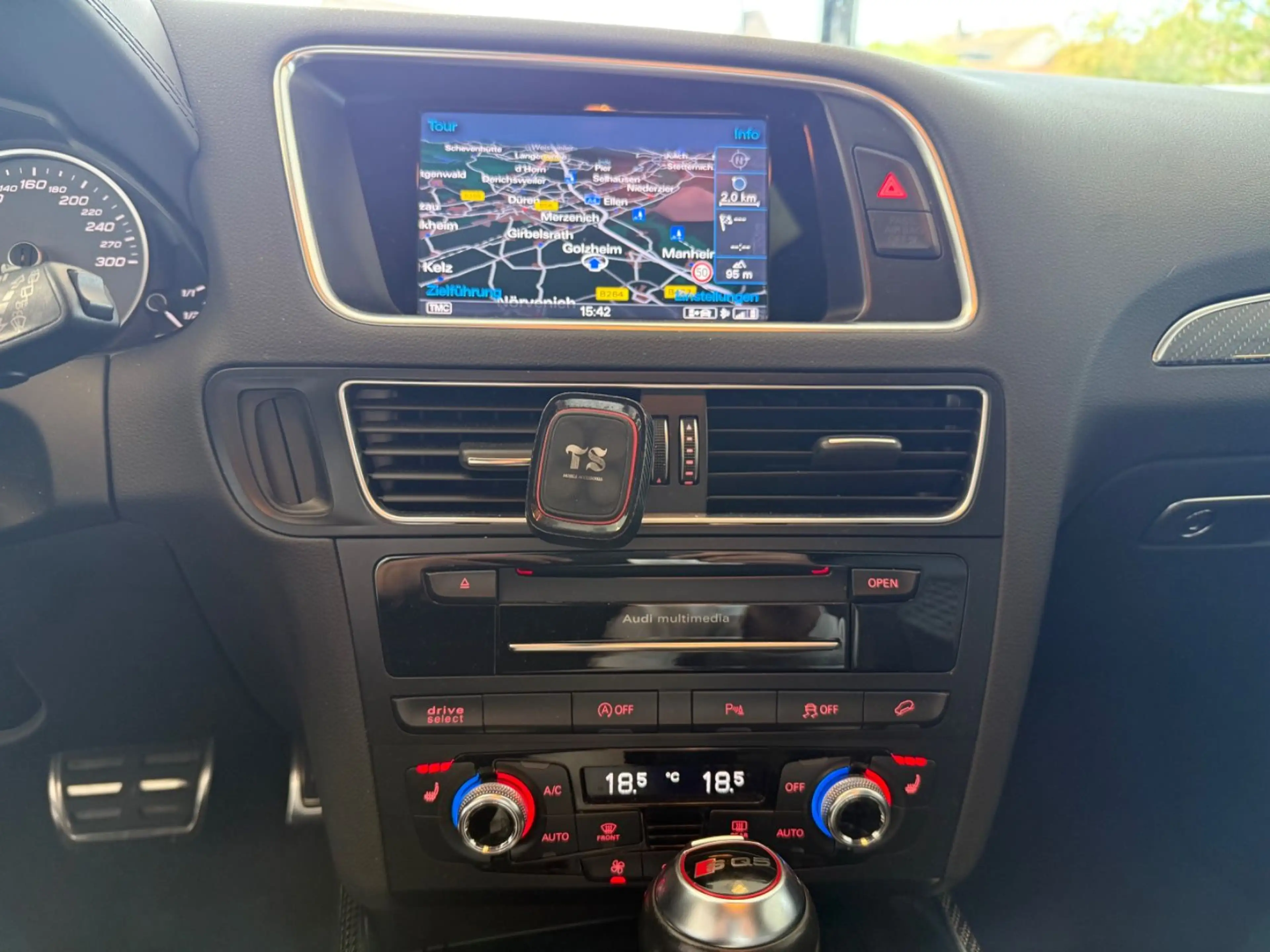 Audi SQ5 3.0 TDI quattro Pano Carbon Kamera Sportsitz — photo 15