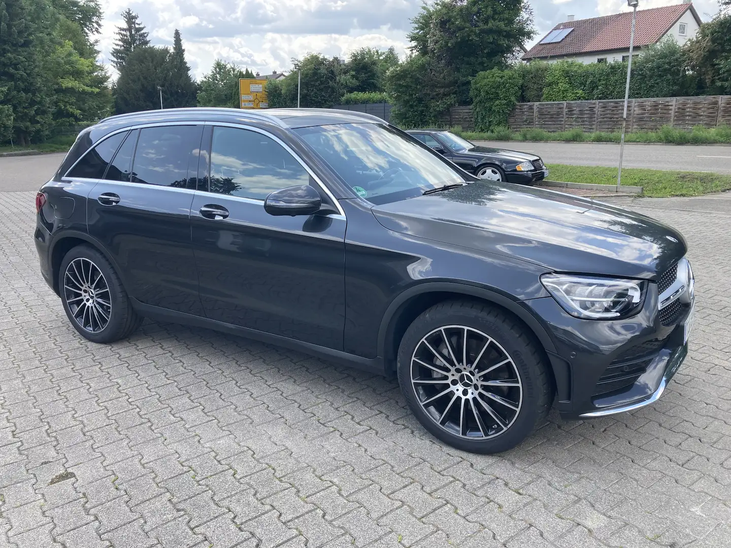 Mercedes-Benz GLC 300 AMG Line Panorama Mod 2020 Grijs - 2