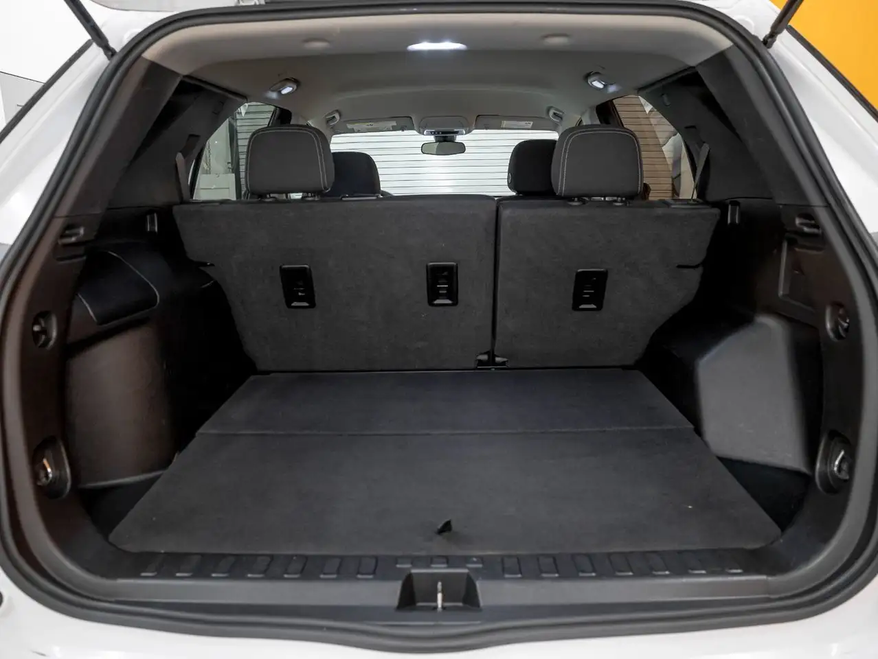 Chevrolet Equinox снимка Chevrolet Equinox