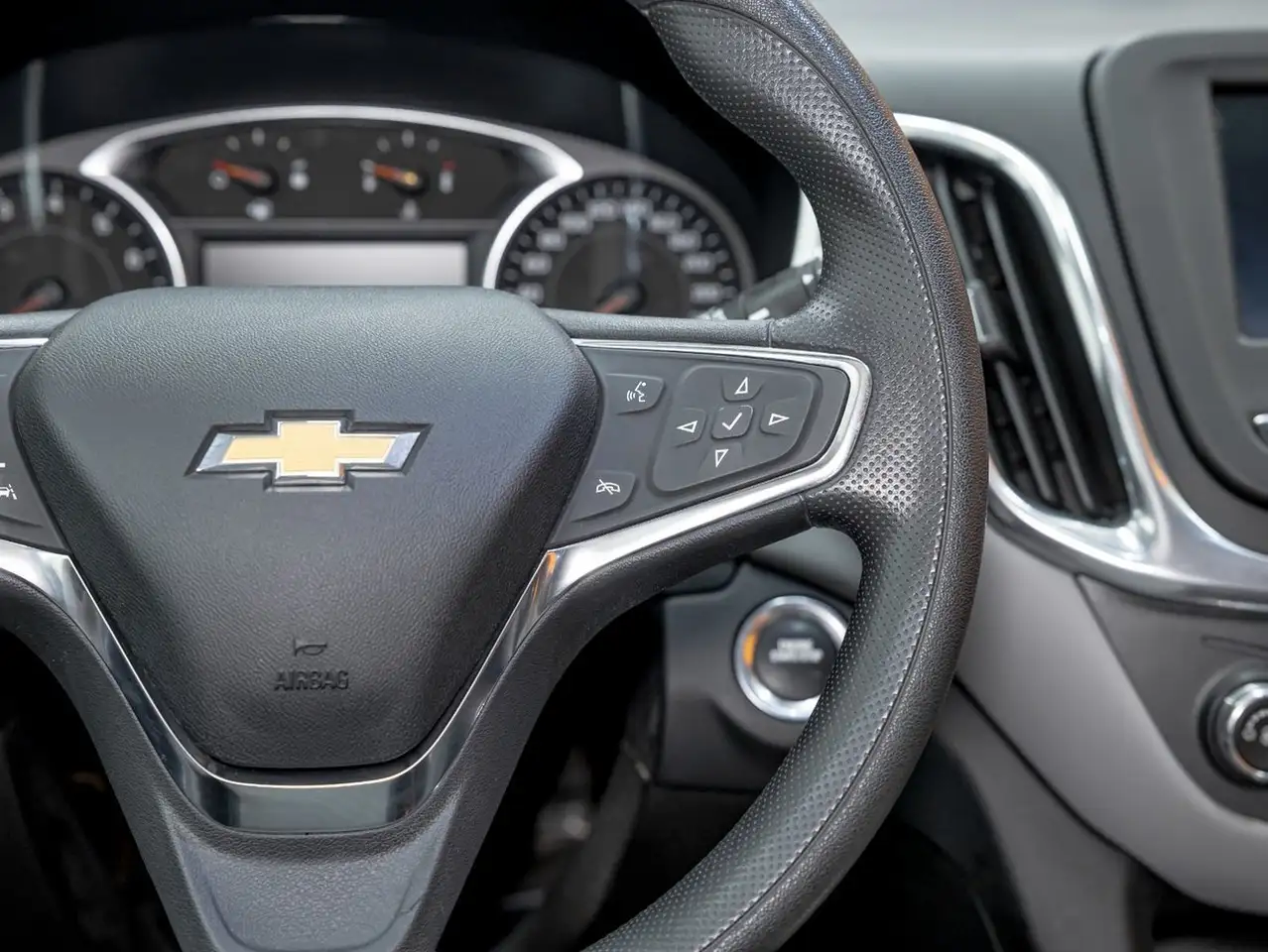 Chevrolet Equinox снимка Chevrolet Equinox