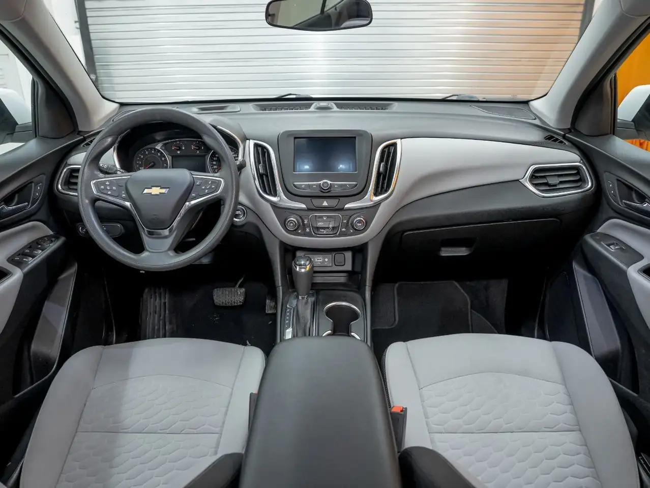 Chevrolet Equinox снимка Chevrolet Equinox