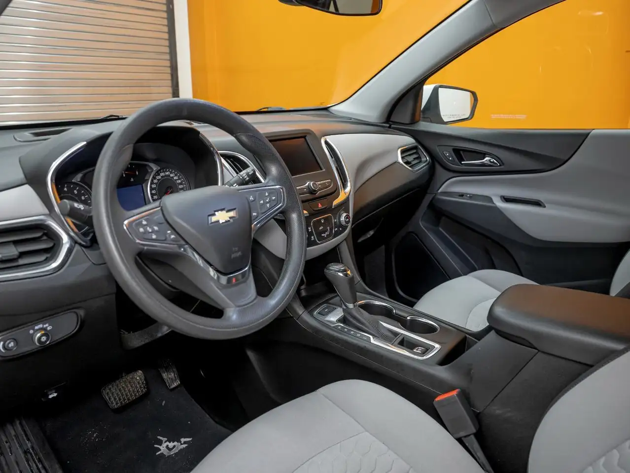 Chevrolet Equinox снимка Chevrolet Equinox