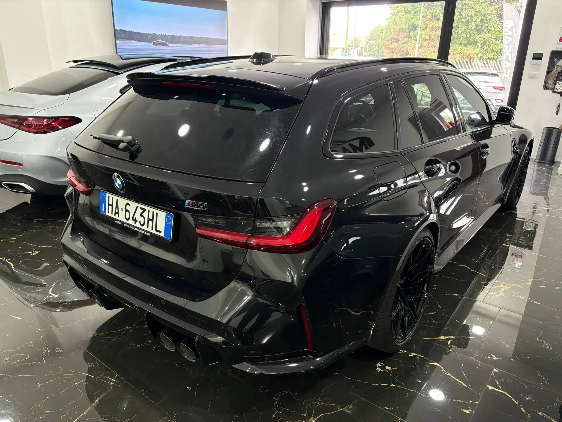 BMW M3 2025 검정 사진 5