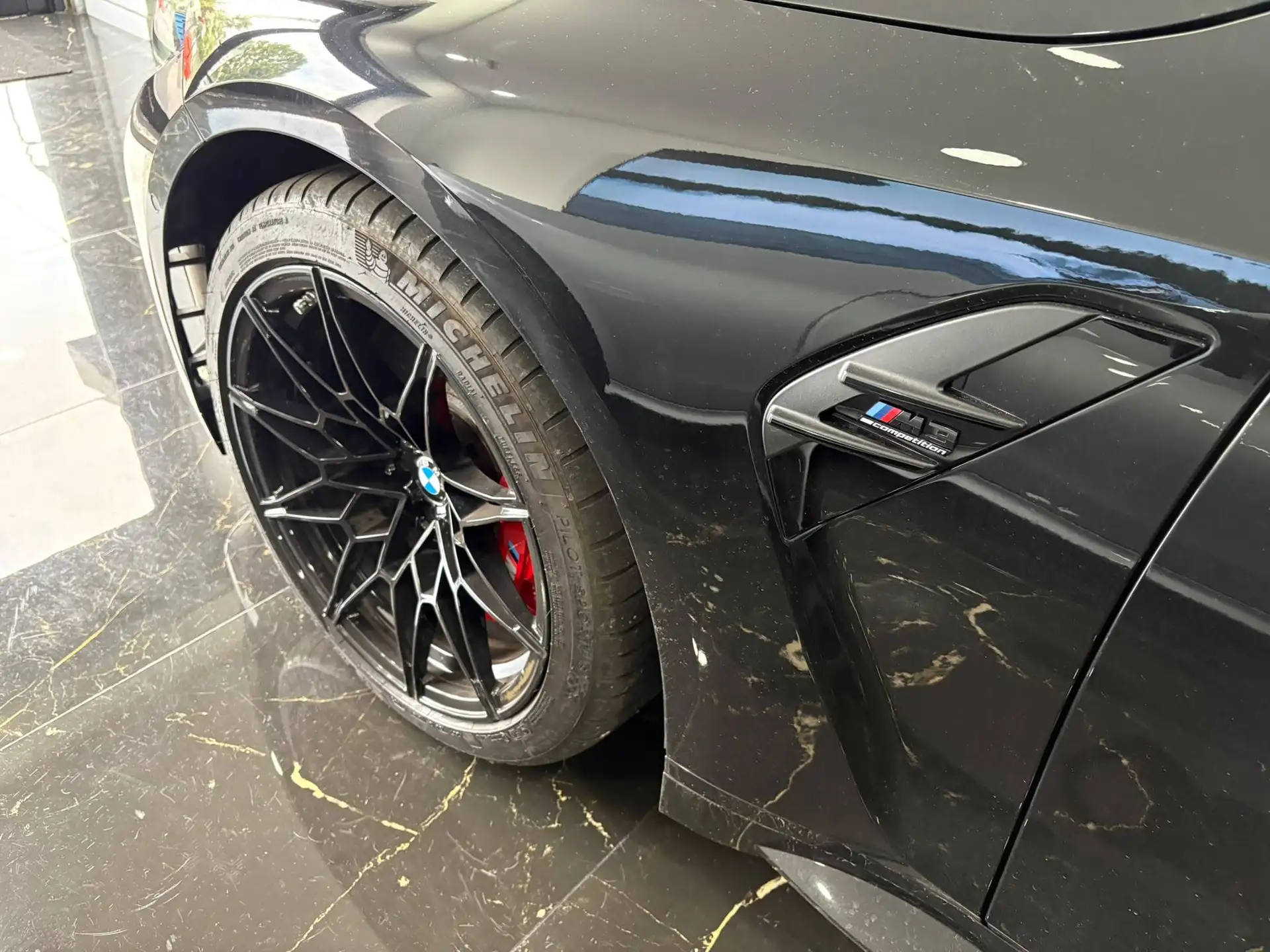 BMW M3 2025 검정 사진 8