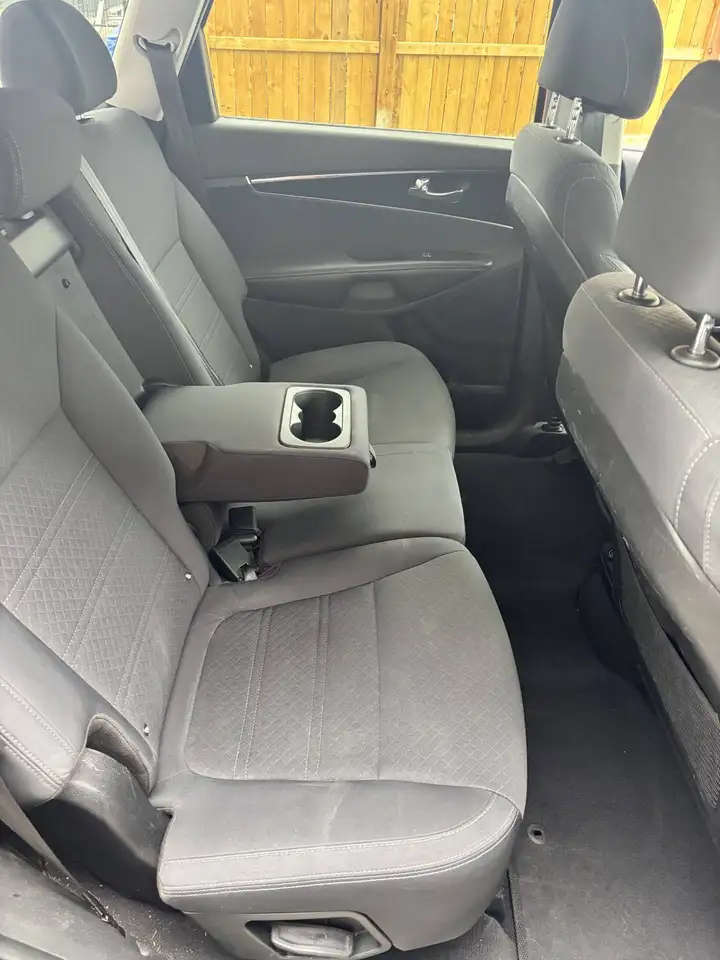 Kia Sorento снимка Kia Sorento