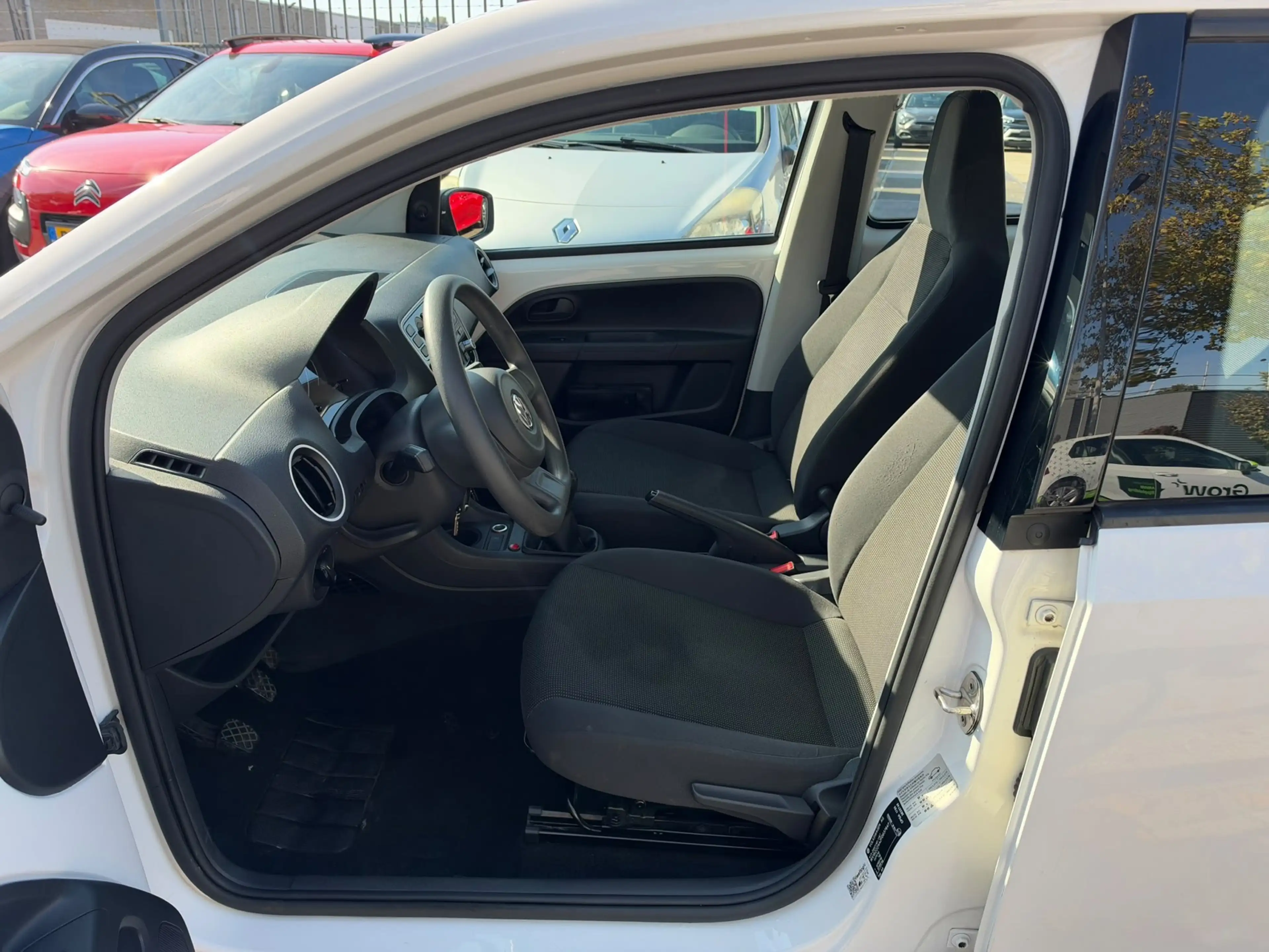 Volkswagen up! 1.0 take up! BlueMotionm Airco, NAP, 1ste eigenaar — photo 10