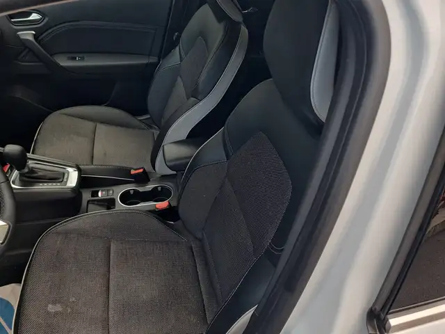 Renault Captur view 14