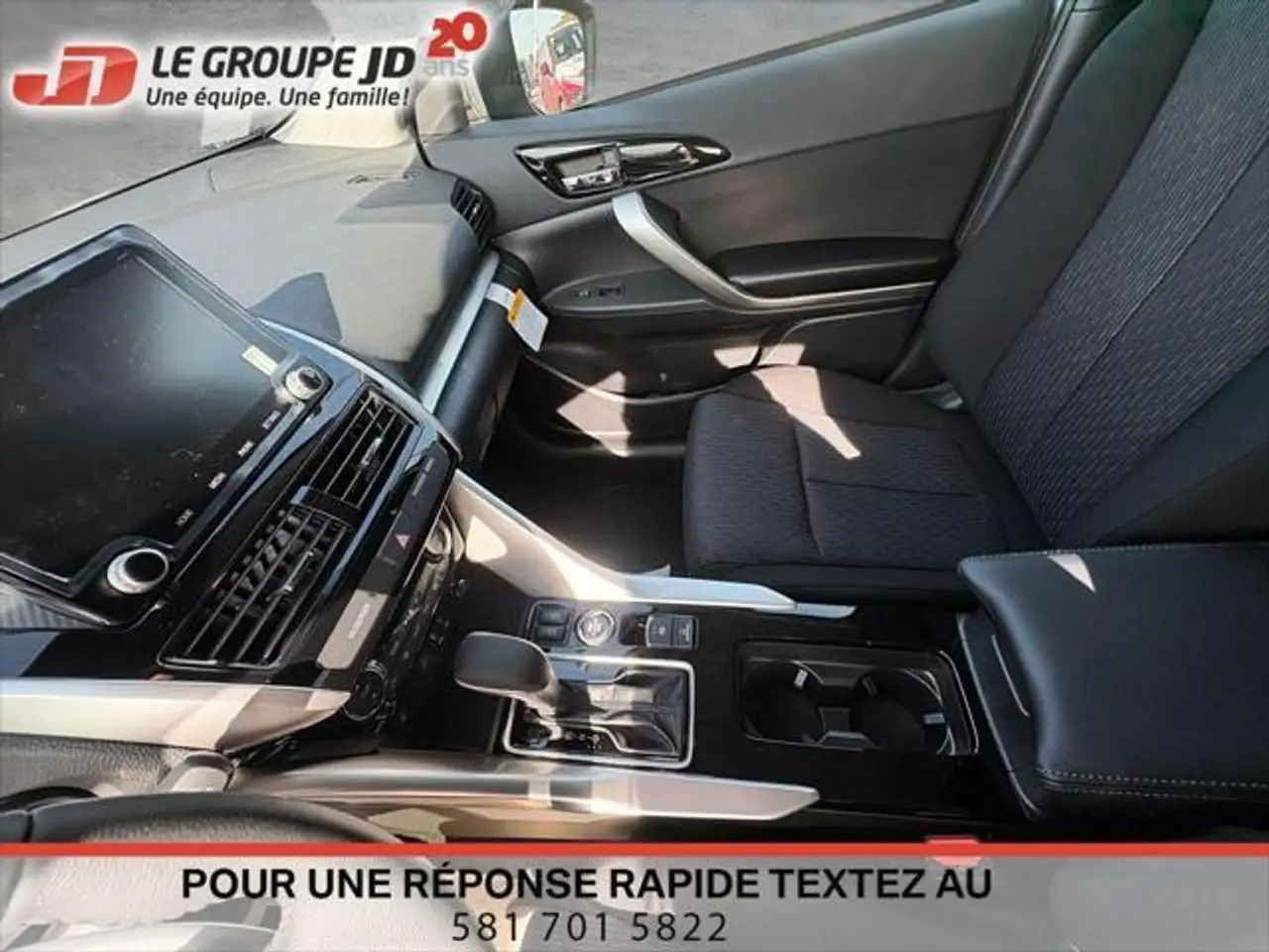 Mitsubishi Eclipse Cross снимка Mitsubishi Eclipse Cross