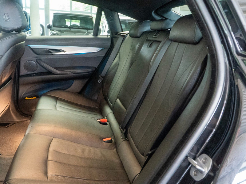 BMW X6 M50d Memory Kamera Schiebedach — photo 12