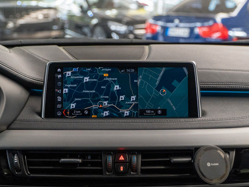 BMW X6 M50d Memory Kamera Schiebedach — photo 15