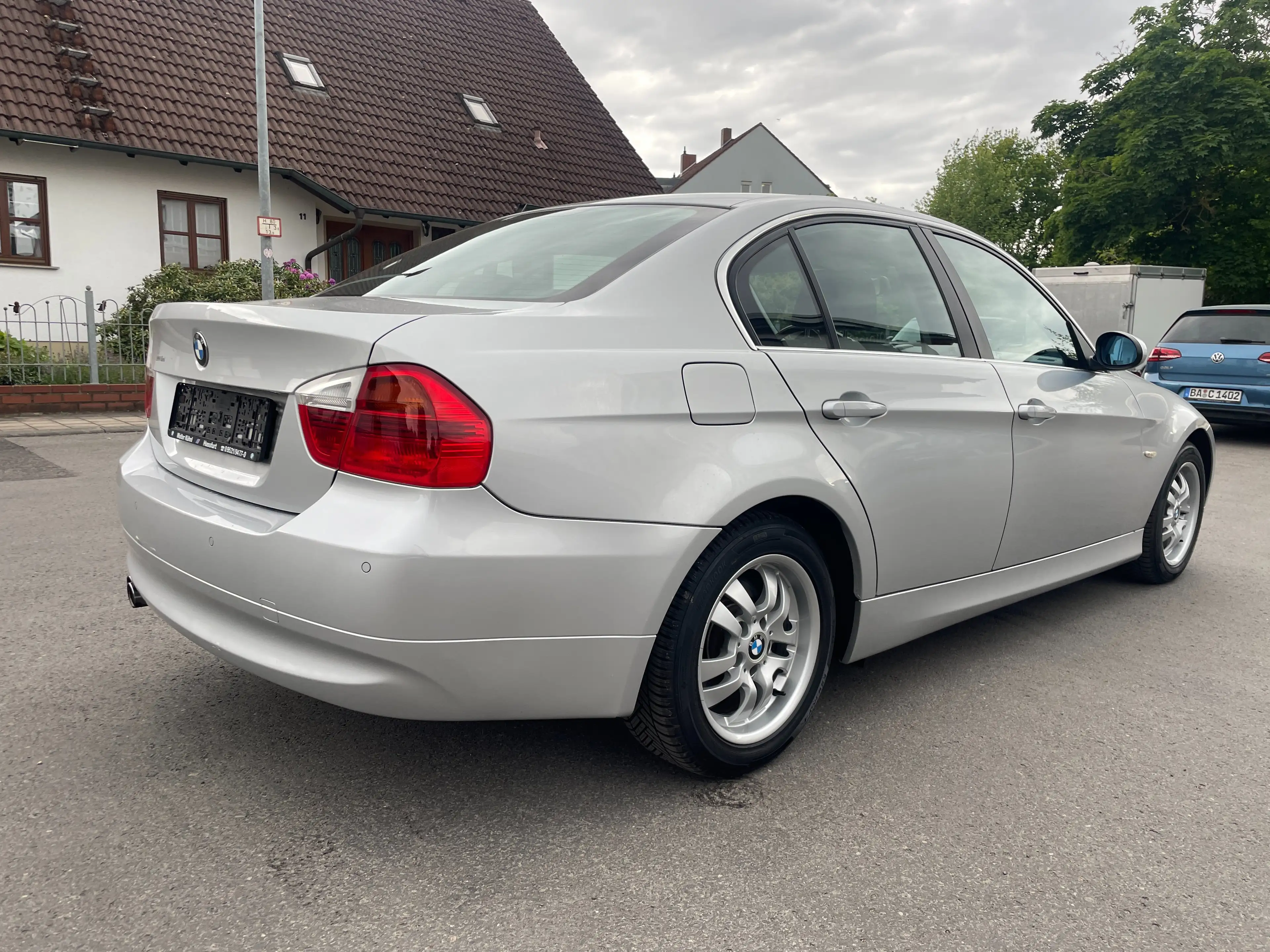 BMW 325 325i E90 WIE NEU!!! TÜV NEU 04/2027 — photo 4