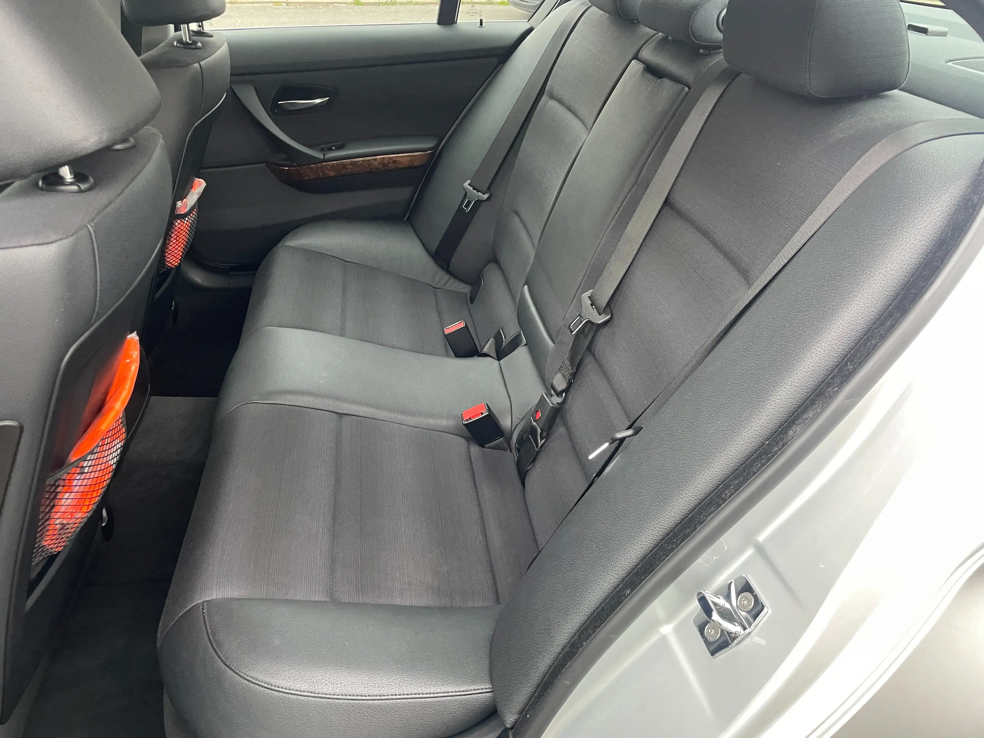 BMW 325 325i E90 WIE NEU!!! TÜV NEU 04/2027 — photo 7