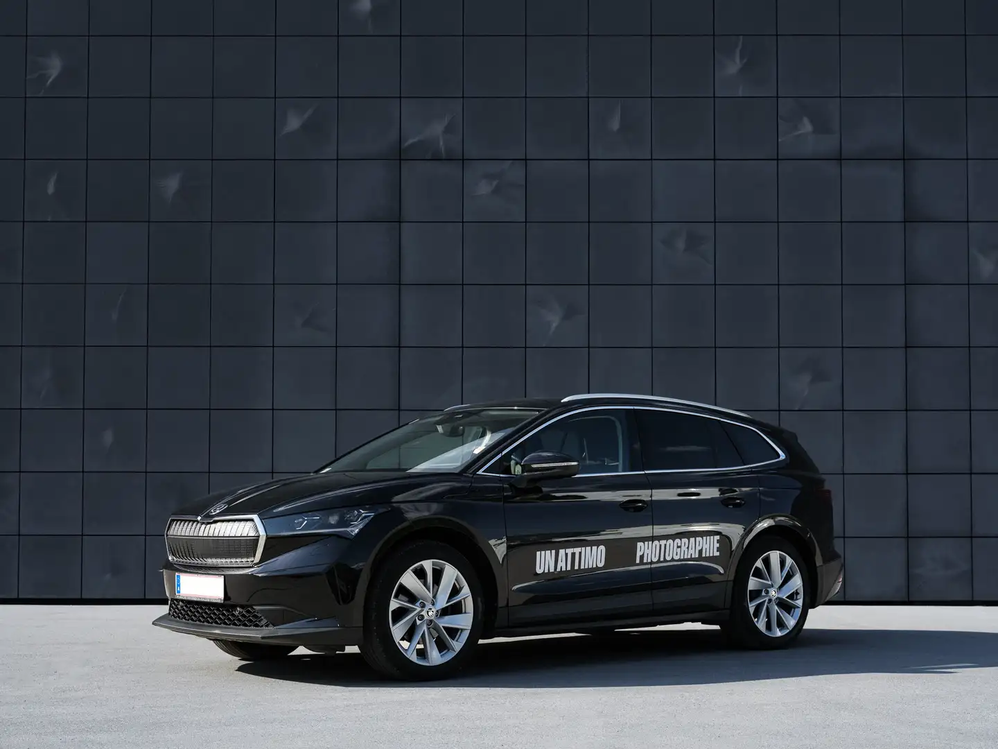 Skoda Enyaq Enyaq iV 60 62kWh Schwarz - 2