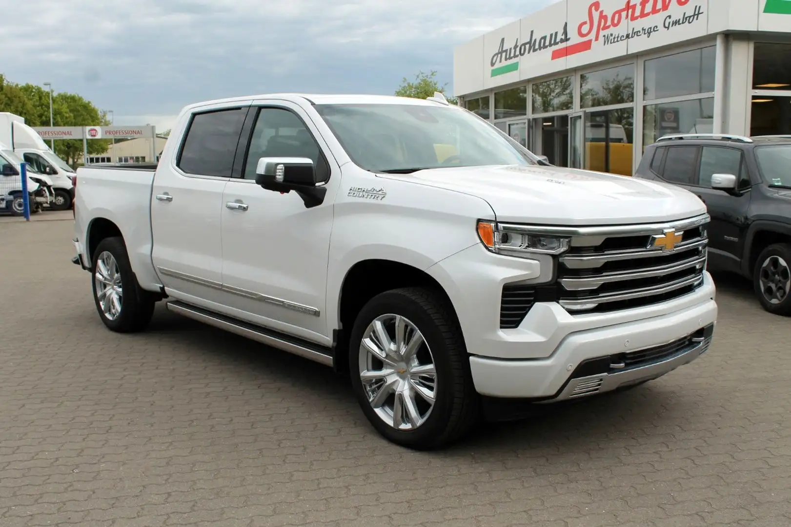Chevrolet Silverado High Country 6.2 V8 LPG, AHK,Bose,ACC Bianco - 2