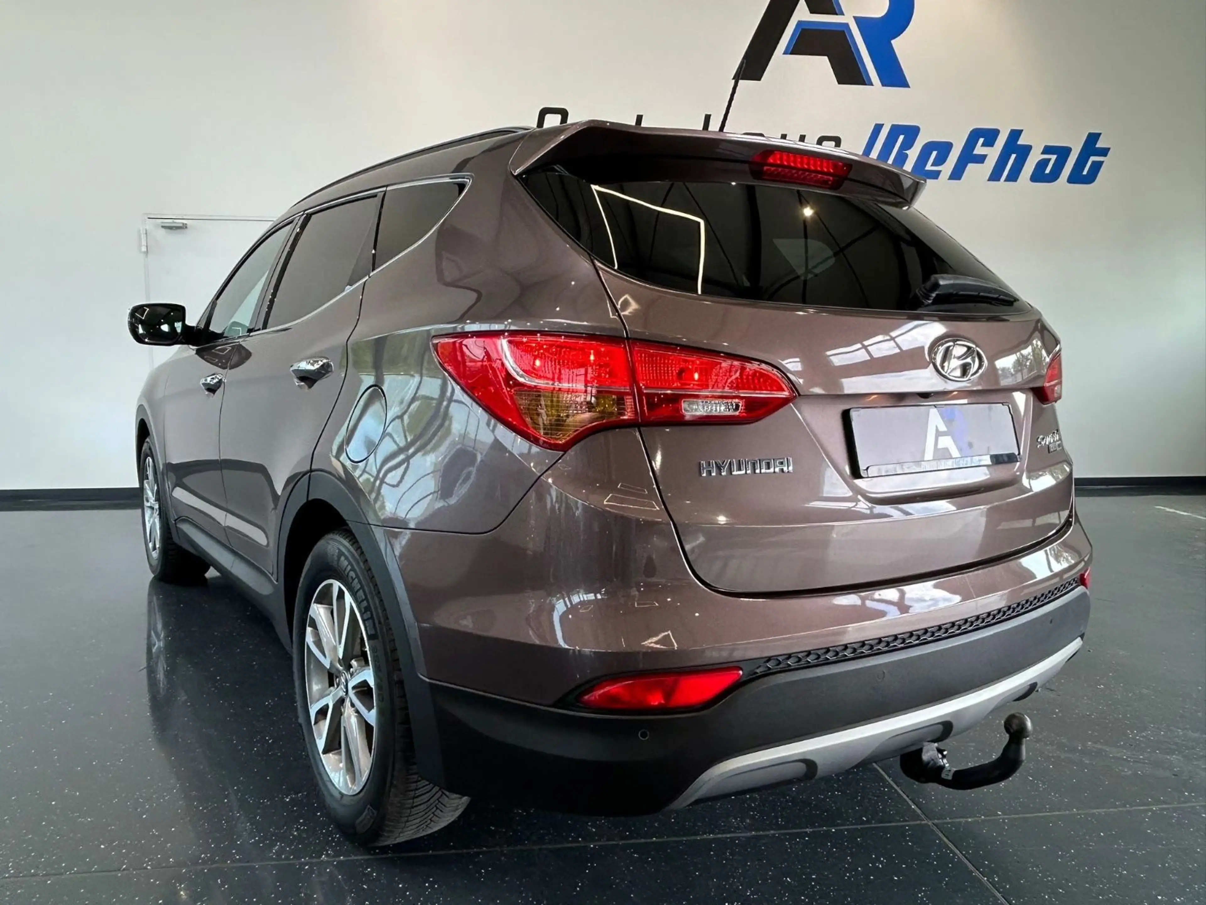 Hyundai SANTA FE Premium 4WD*PDC*LED*SHZ*AHK* — photo 12
