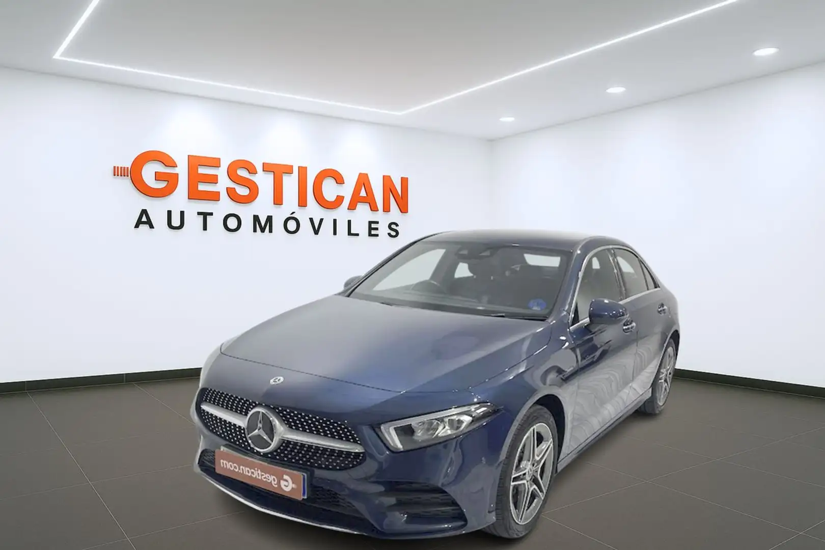 Mercedes-Benz A 250 Sedán e Azul - 1