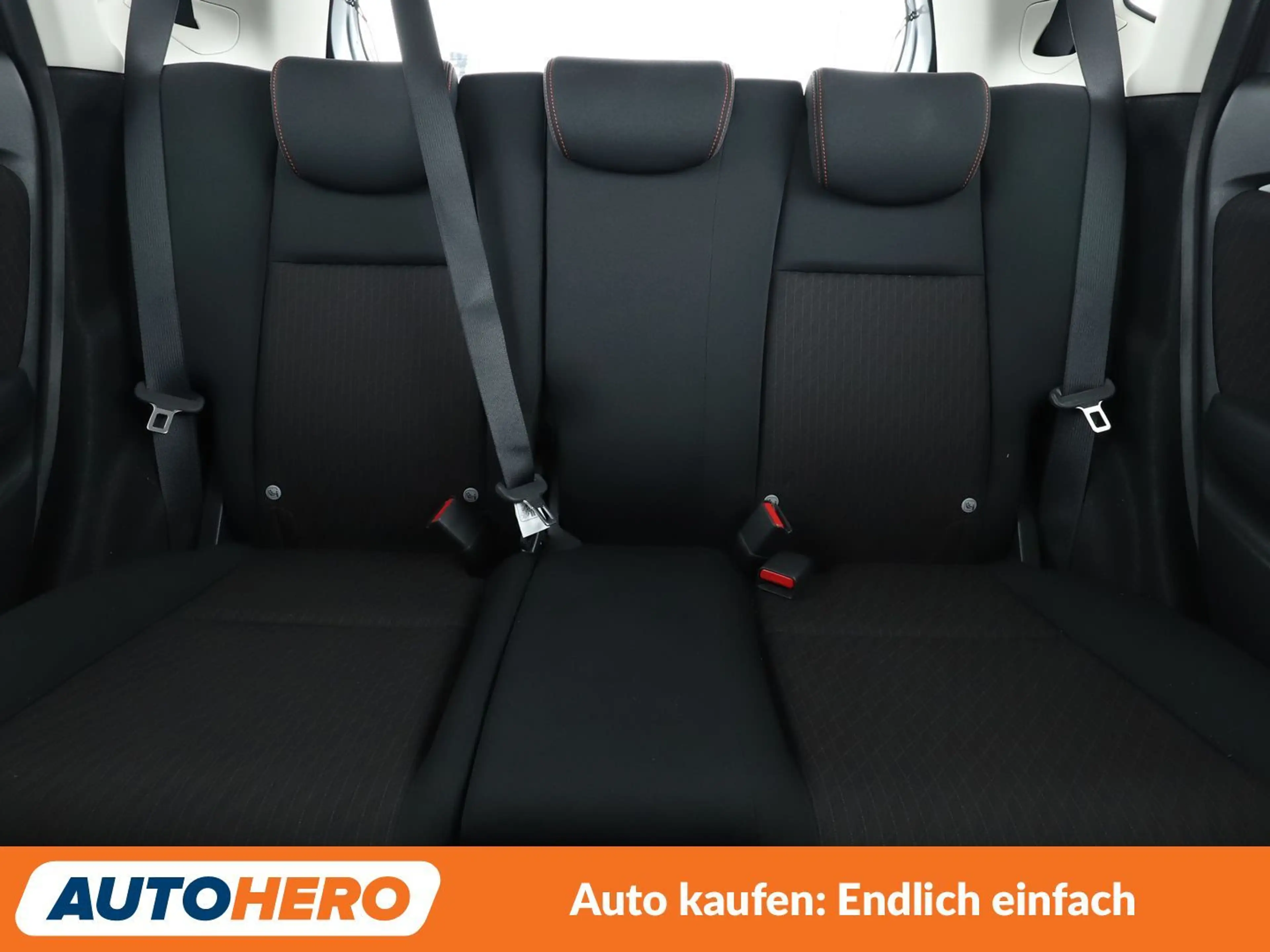 Honda Jazz 1.5 i-VTEC Dynamic*NAVI*TEMPO*PDC*SHZ*LIM* — photo 15
