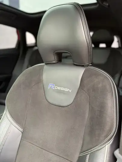 Volvo S40 2013, foto 12