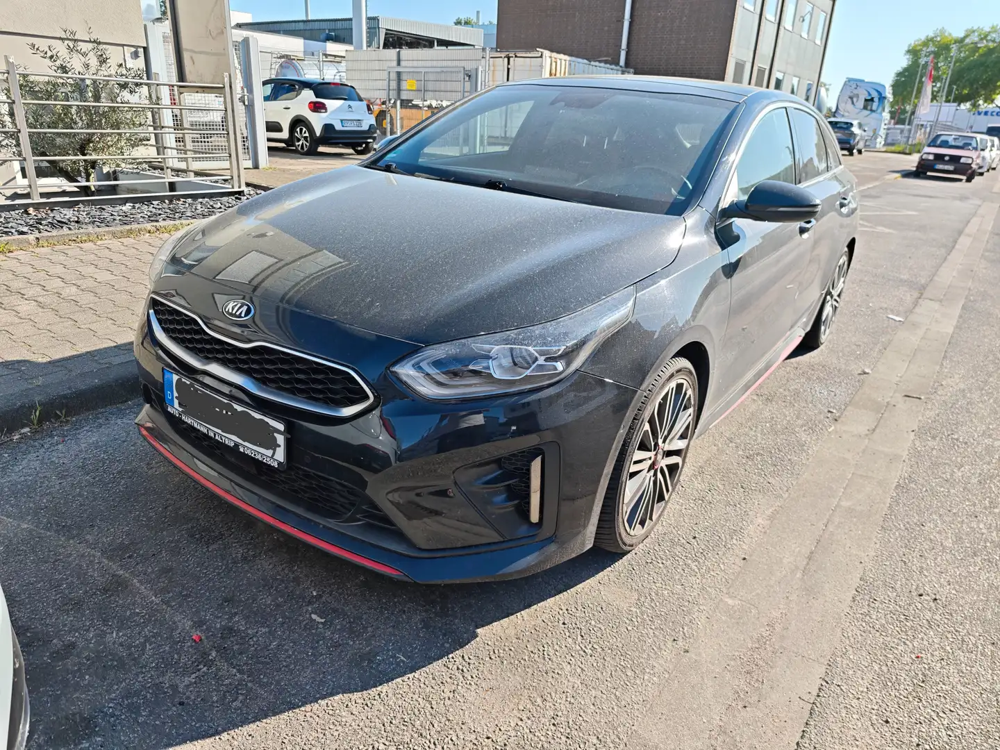 Kia ProCeed / pro_cee'd ProCeed 1.6 CRDi DCT7 SCR GT LINE Černá - 1
