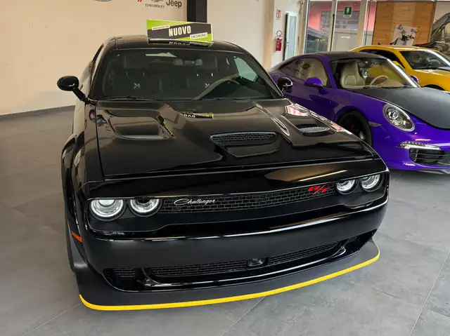 Dodge Challenger 6.4 V8 Scat Pack Shaker Widebody Anche con 250CV