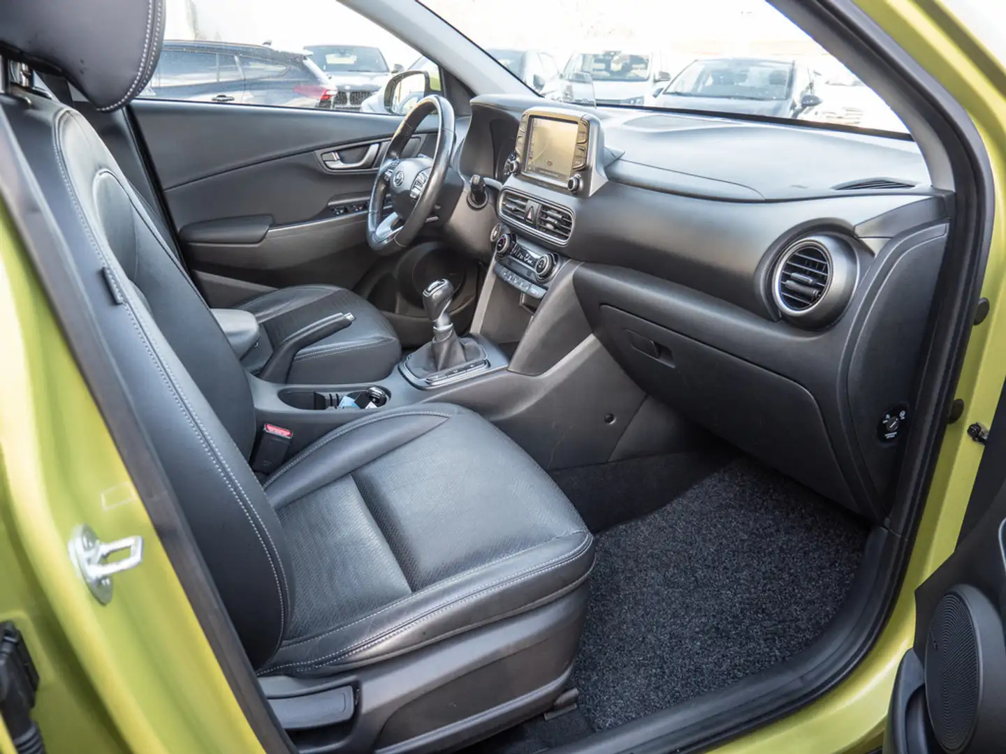 Hyundai KONA 1.0 Premium KLIMA KAMERA NAVI HUD LED Gelb - 2