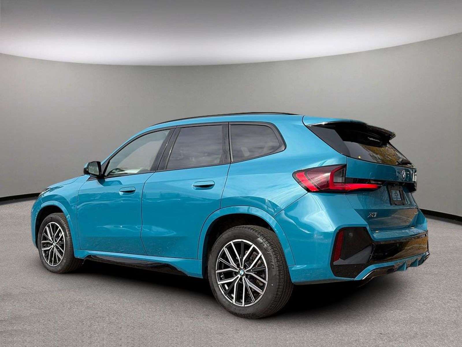 2023 BMW X1