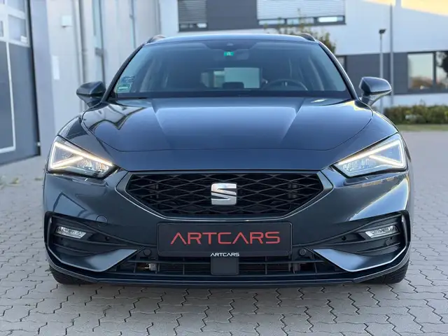 Seat Leon view 2